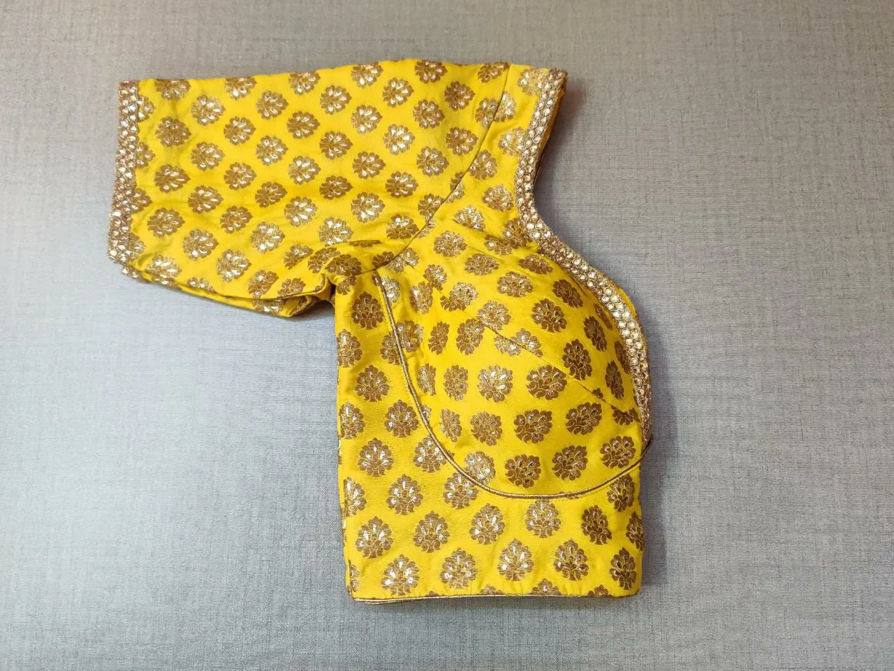 50X857-RO Yellow Embroidered Golden Zari  Designer Saree Blouse