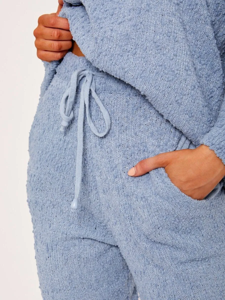 Ana Popcorn Fluffy Knitted Loungewear Set In Blue