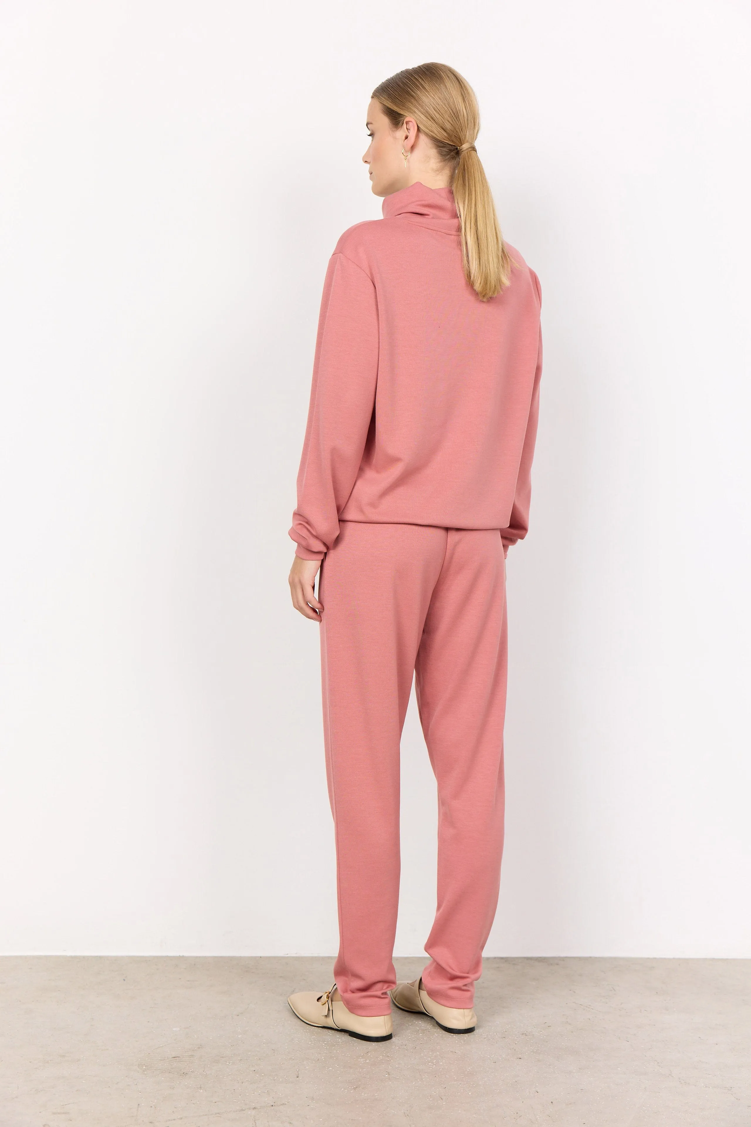 Banu High Neck Sweatshirt - Blush