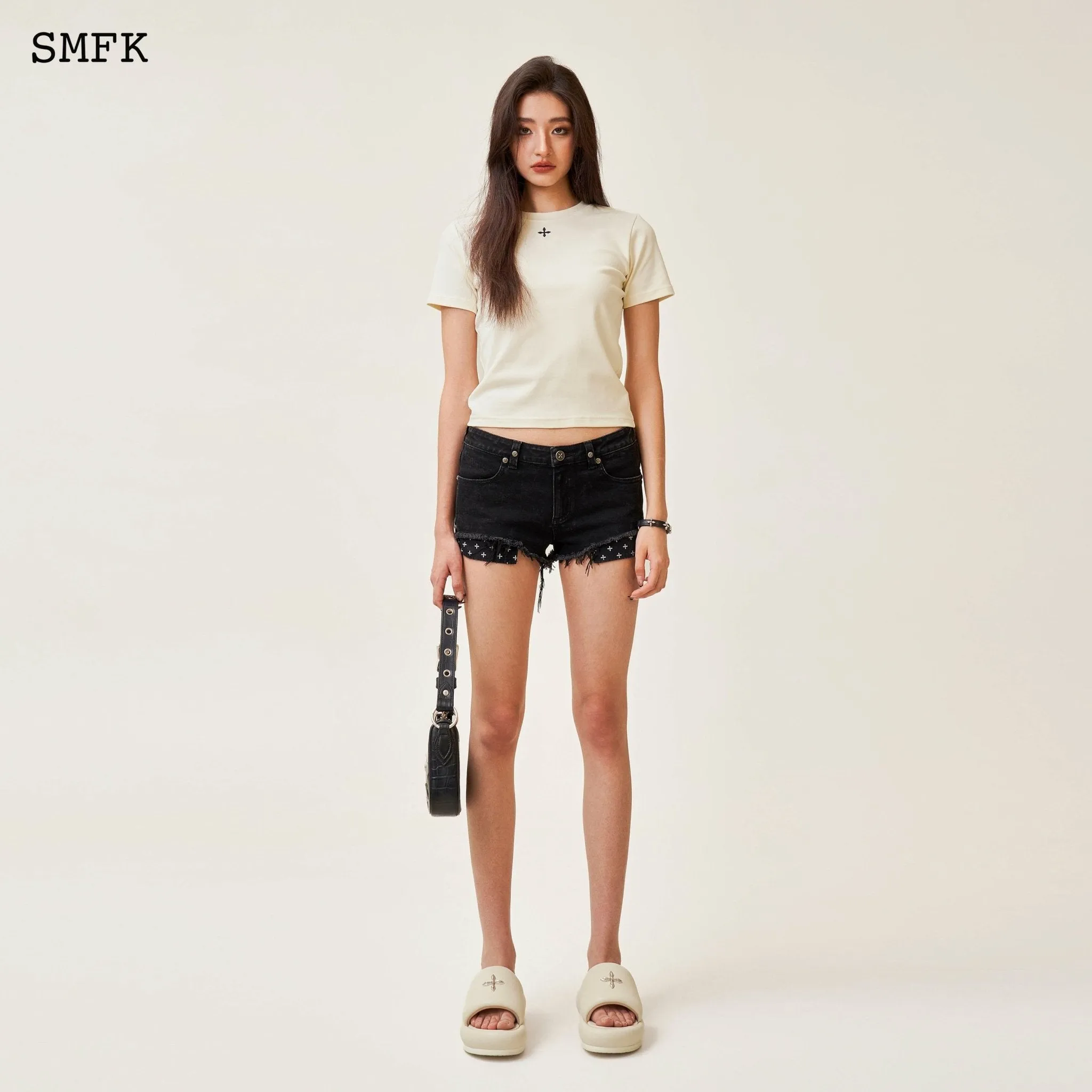 Compass Hug Slim-Fit Tee In White