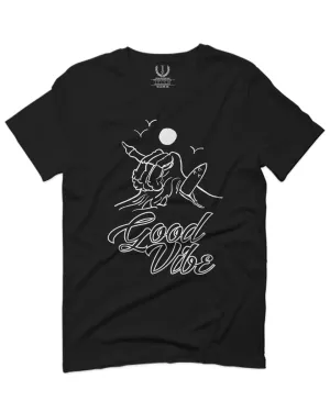 Front Good Vibe Bones Hand Shaka Cool Summer surf Beach Hipster Graphic For men T Shirt