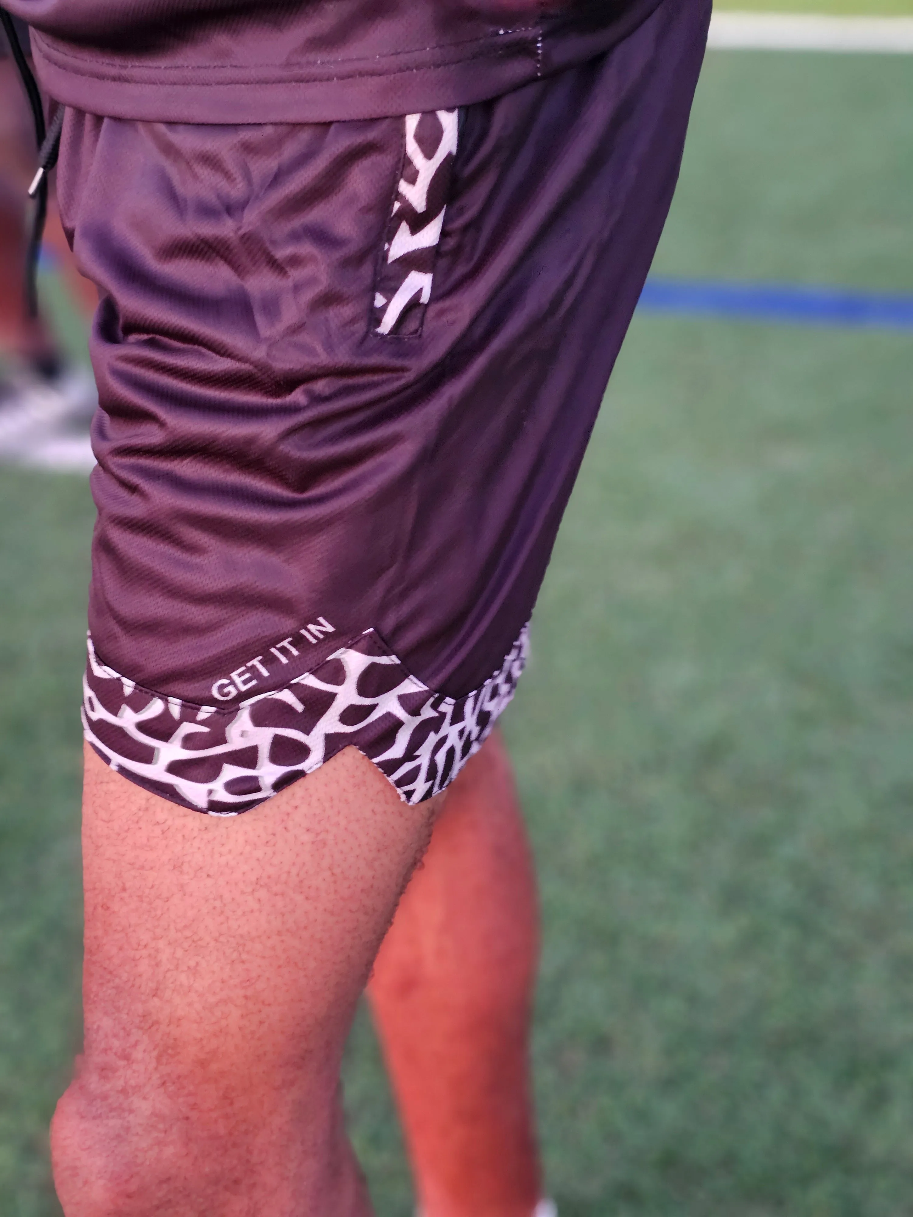 Pressure zip pocket shorts