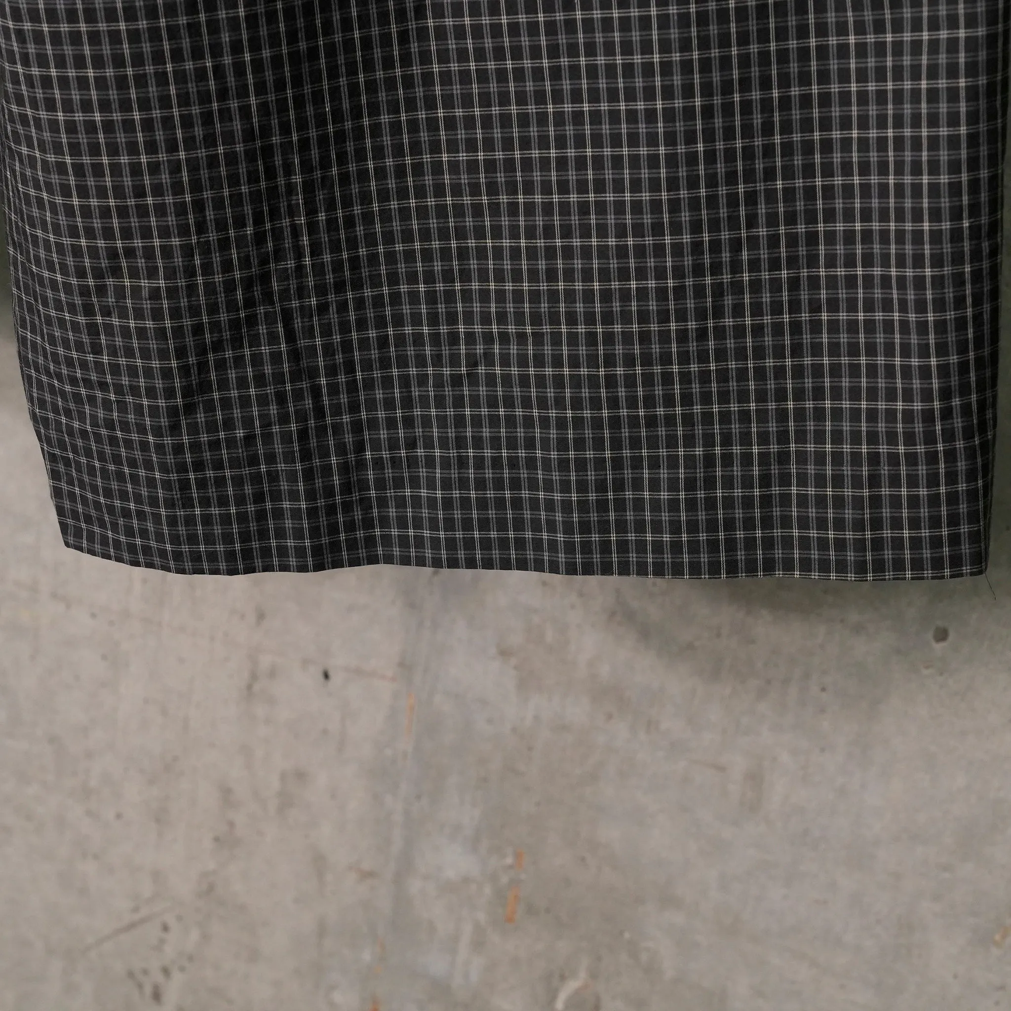 UNISEX TAILORED MINI PLAID SKATE SHORTS / BLACK