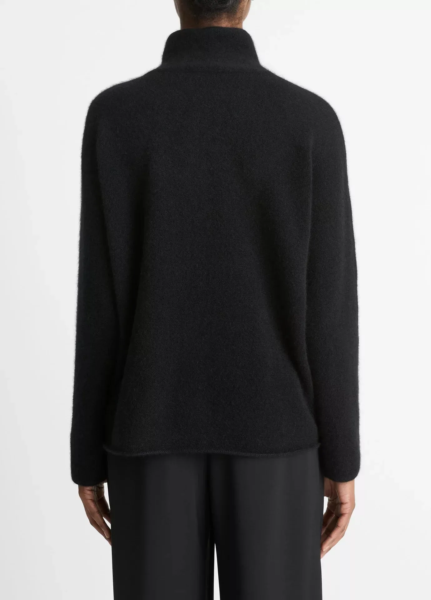 VINCE BOXY TURTLENECK BLACK